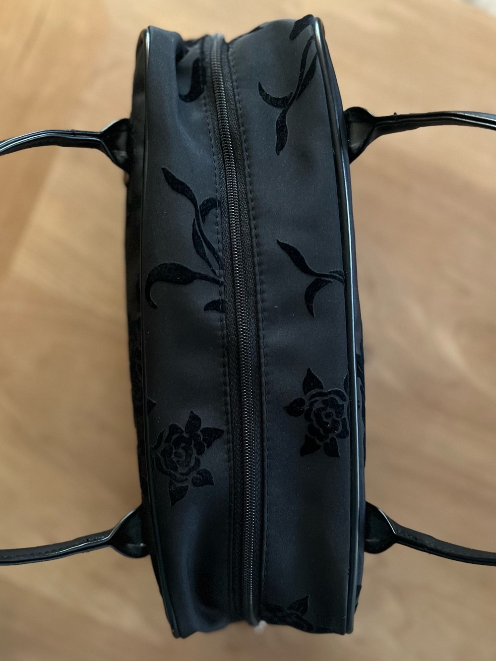 Y2K Victorias Secret Black Rose Velvet Print Baguette - Picture 4 of 11